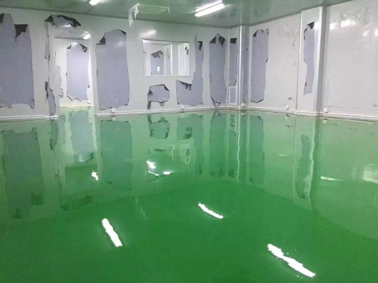 環(huán)氧砂漿自流平地坪